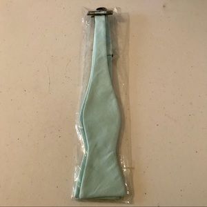 DIBI Teal Bow Tie (NWOT)